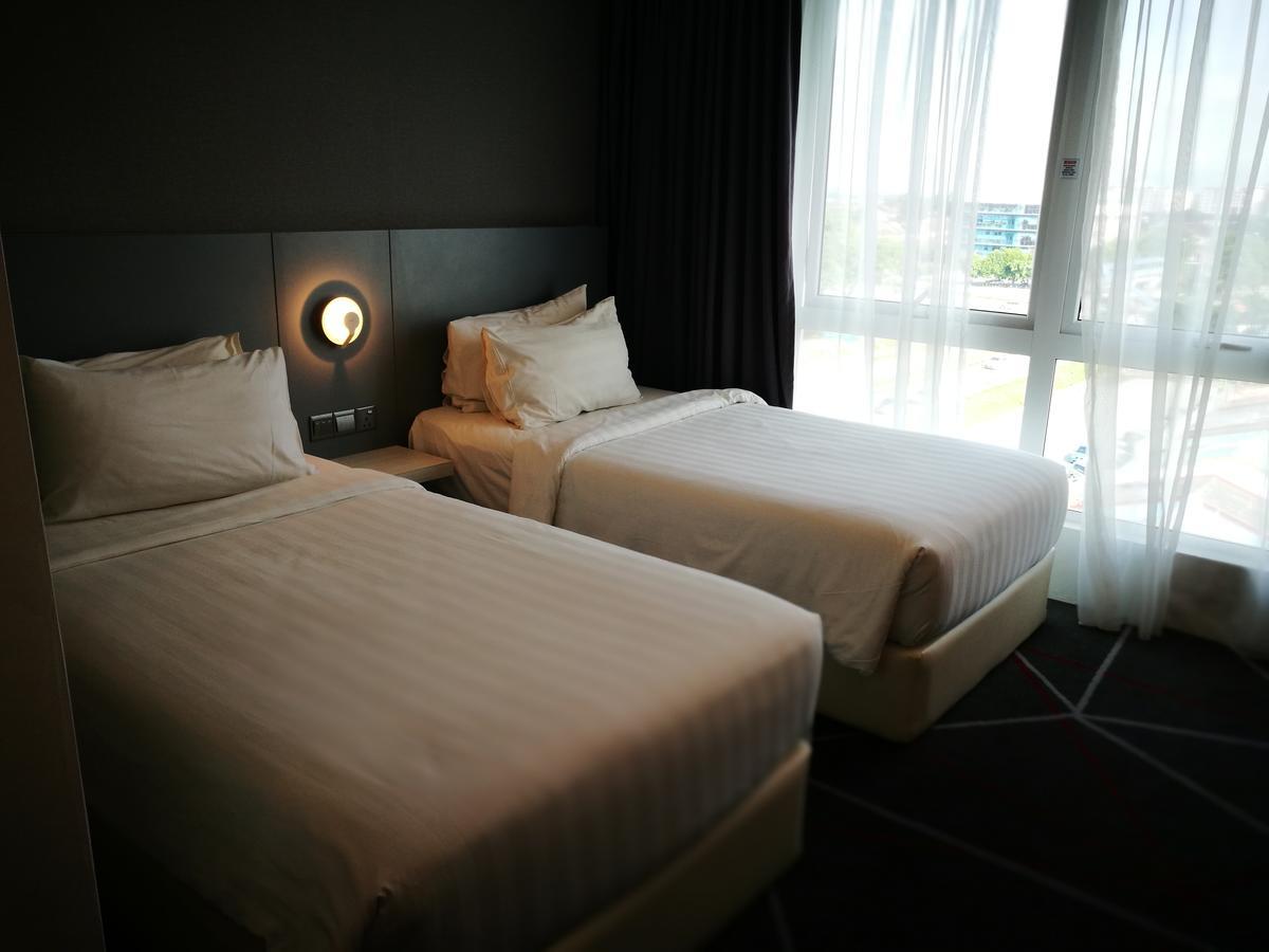 Amerin Hotel 4*
