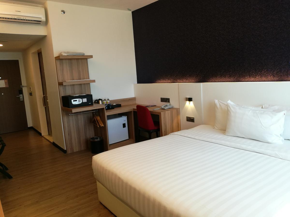 Amerin 4* Johor Bahru